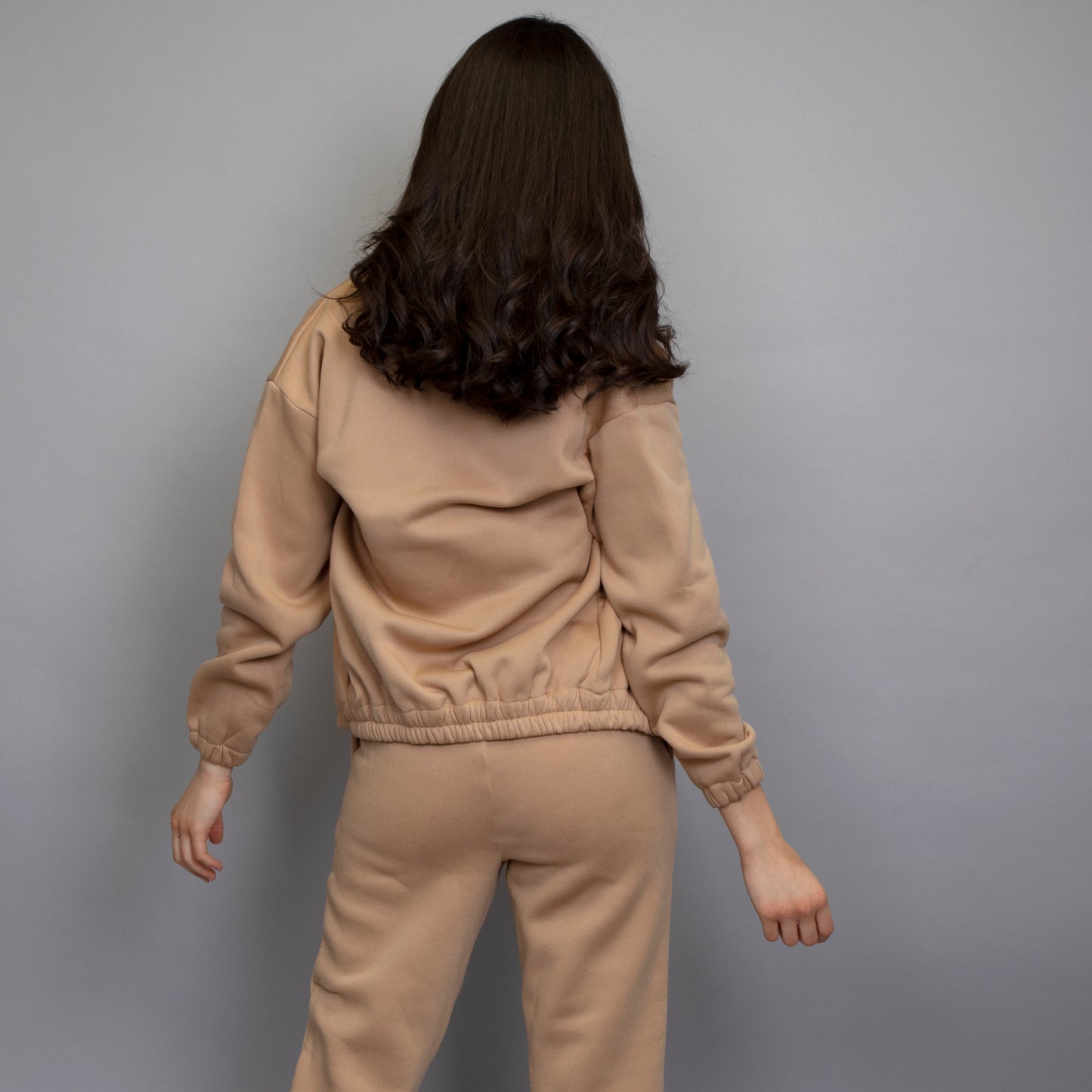 FLORA 3 pieces thee crop top, along with it's pant and vest