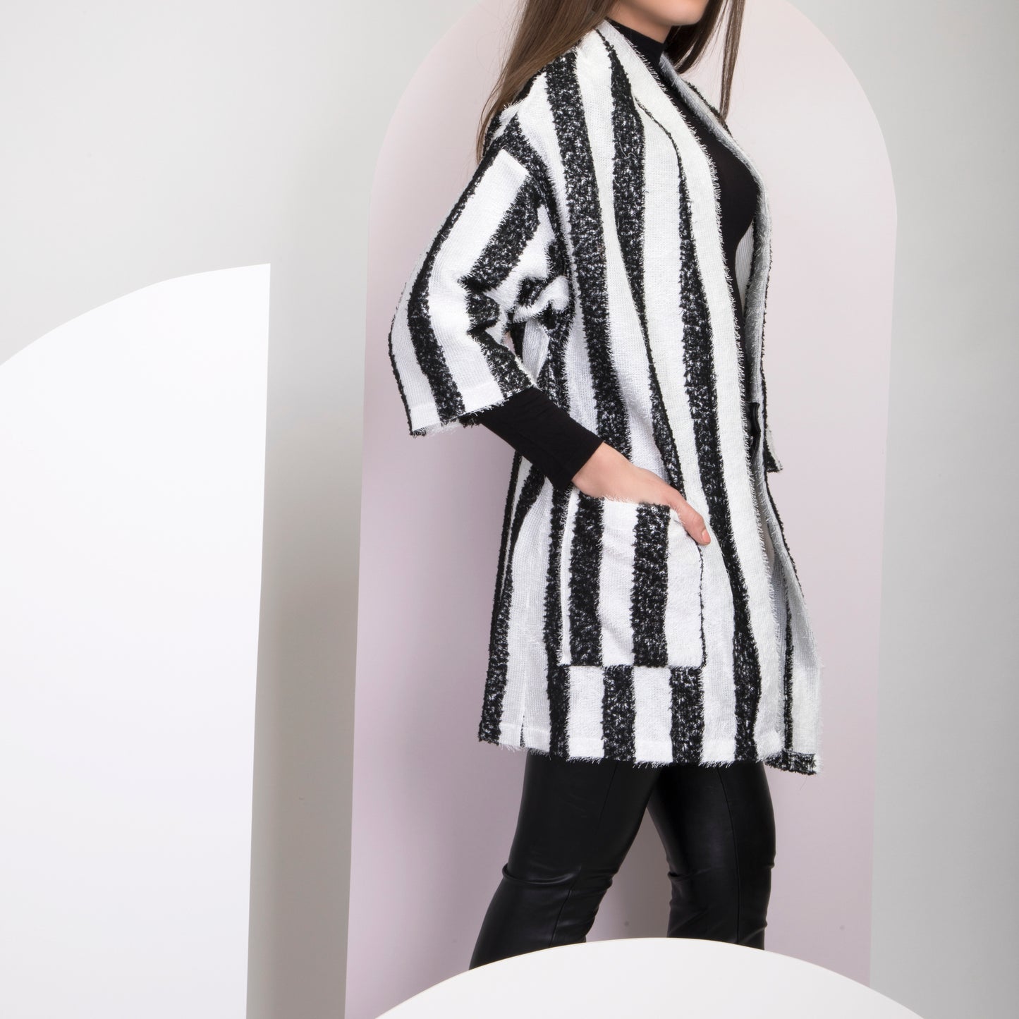Moscow Cardigan - Black/White