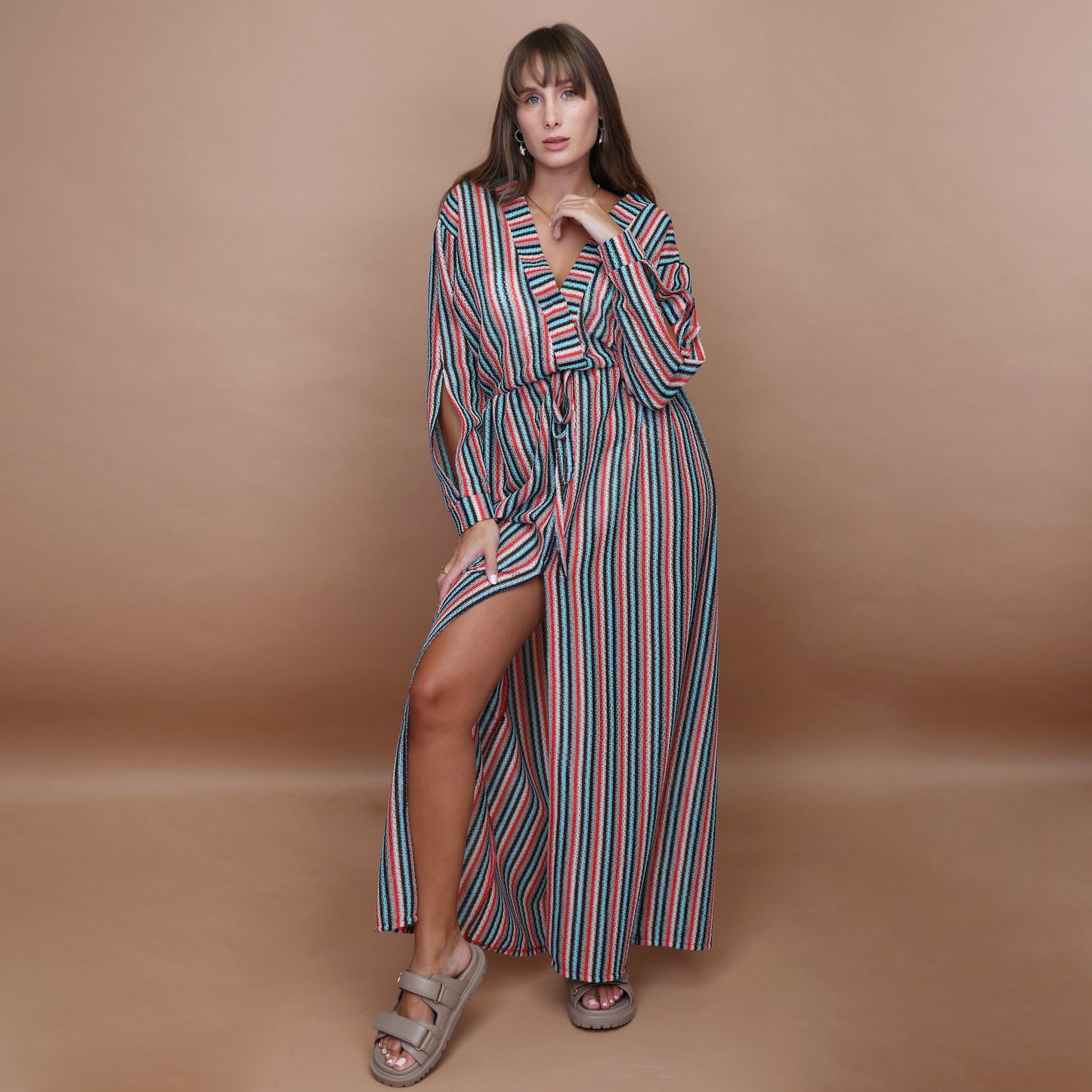 Apate Cover Up - Beige & Red