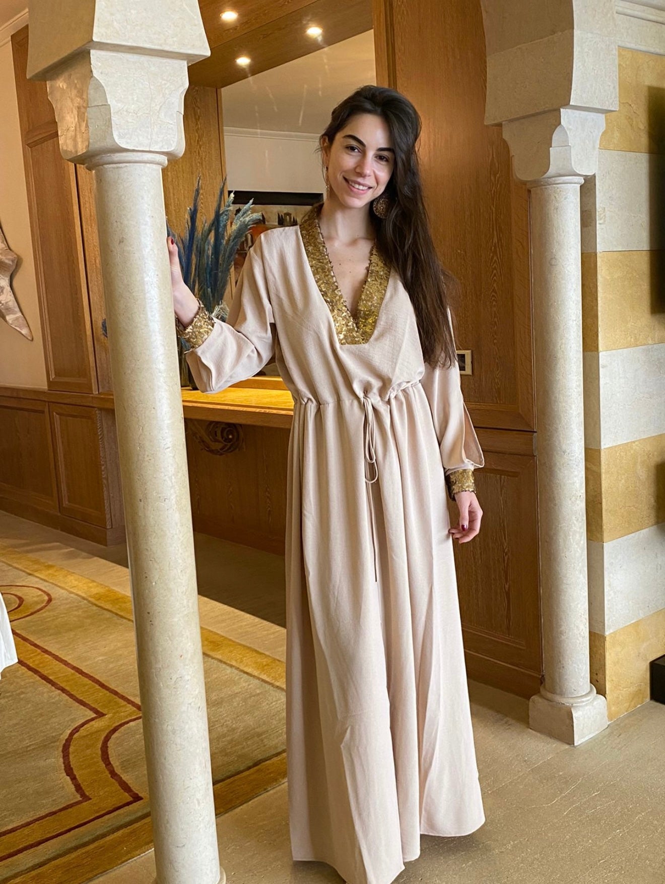 Apate Abaya - Beige