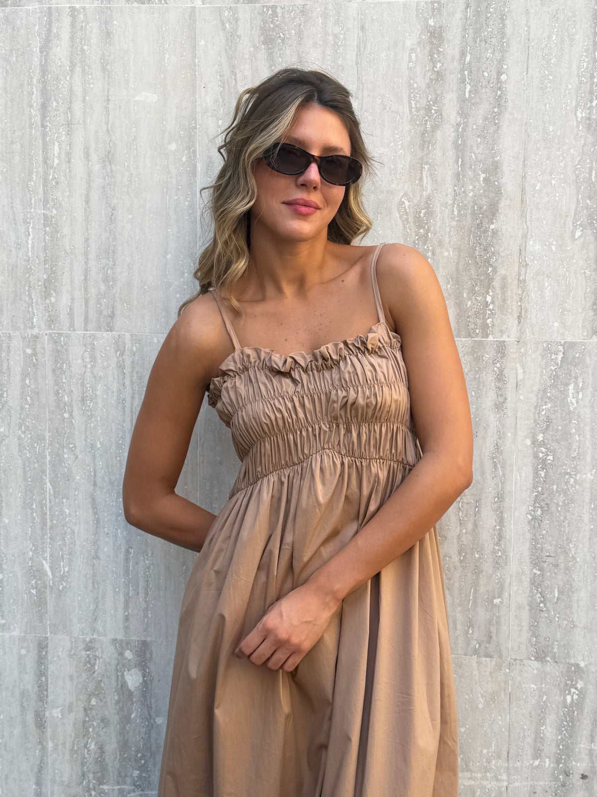 Lilia Beige