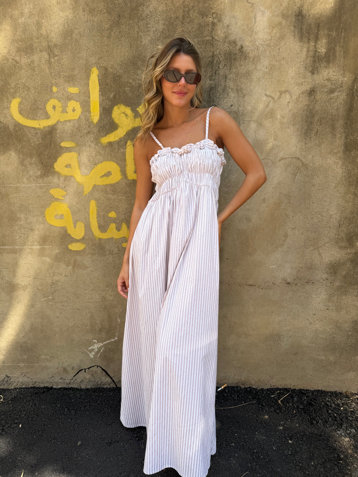 Lilia Beige White